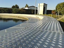 Räumerfahrbahnabdeckung Aluminium-Riffelblech, Karben