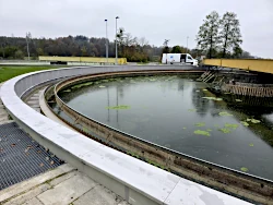Räumerfahrbahnabdeckung VA-Edelstahl glatt, Kläranlage Mindelheim